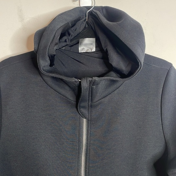 SOLD Gymshark | Women's Black Full Zip Hooded Jacket Size XL - Picture 2 of 7